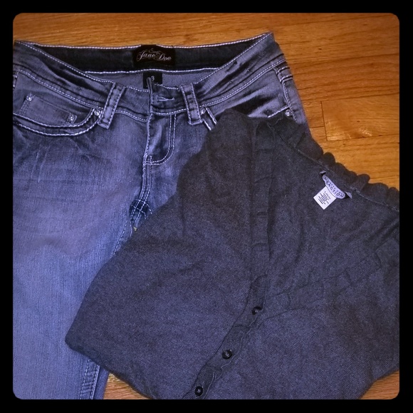 Nwot "OUTFIT"never worn.L Sweater&Jeans run big - Picture 1 of 6